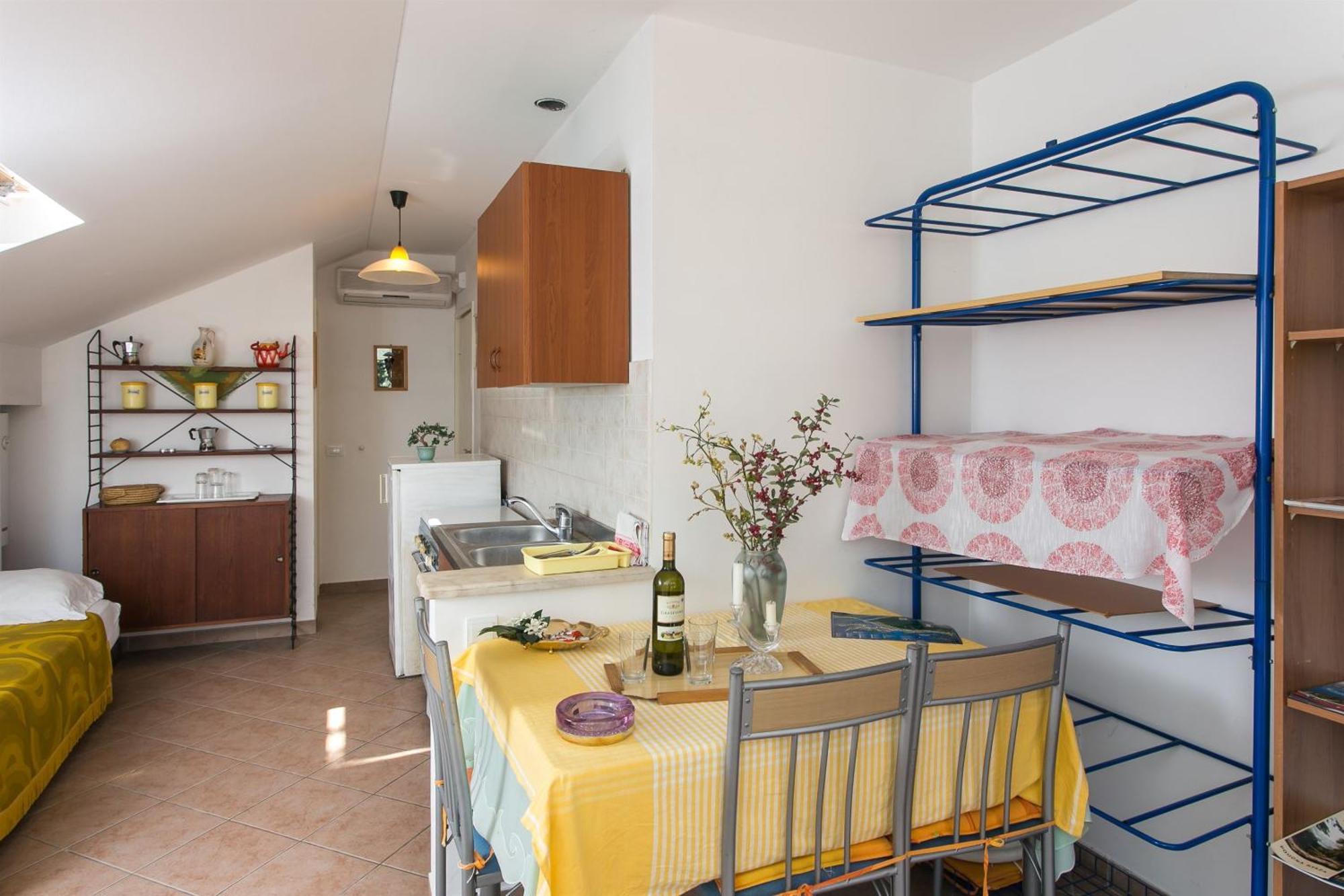 Apartments Marija - 50M From Beach 자톤 외부 사진