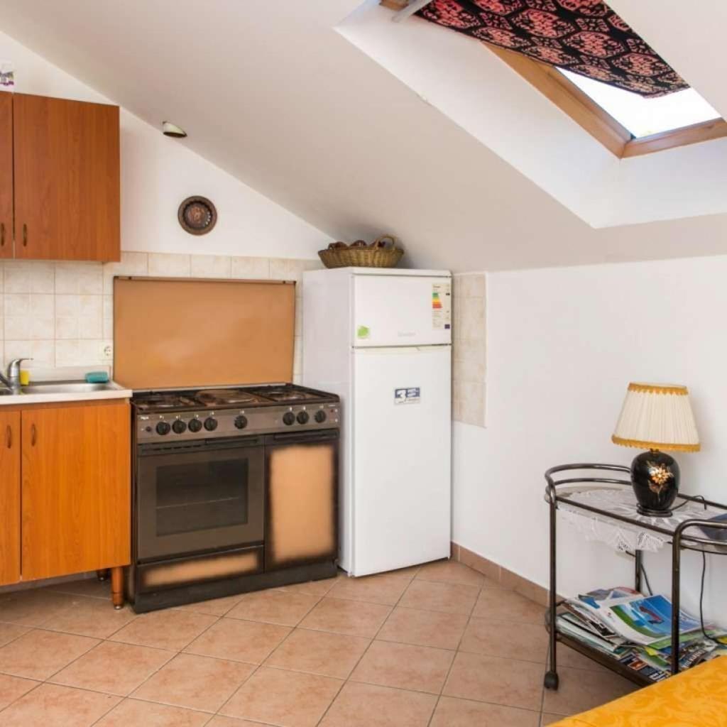 Apartments Marija - 50M From Beach 자톤 외부 사진
